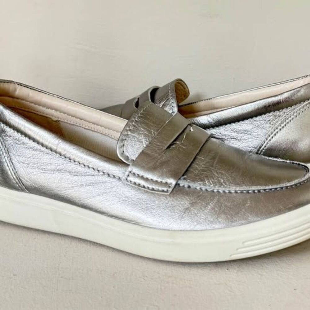 ECCO Leather Penny Loafers, Size 6–6.5 US / 38 EU Extra wide, comfy! Ret. $269!